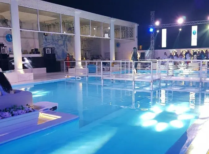 Aparthotel Selena Bay Resort With Private Beach Next To El Gouna